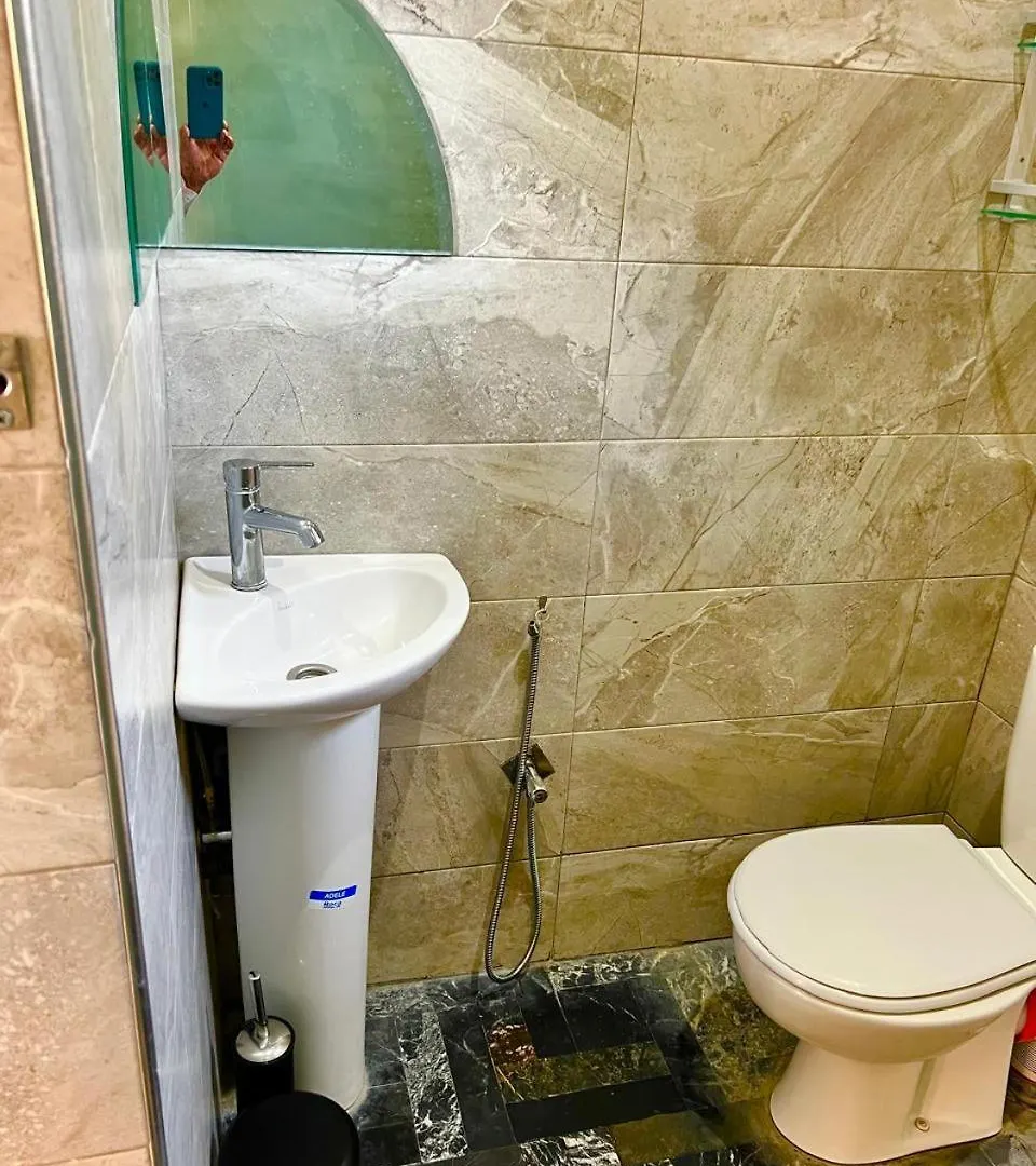 Villa Avec Piscine Et Jardin مراكش
