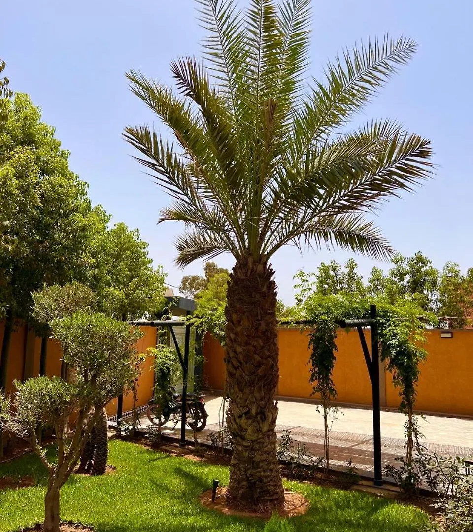 Villa Avec Piscine Et Jardin مراكش